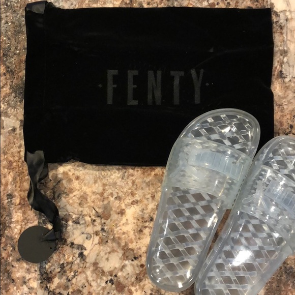 Fenty by Puma Jelly Slides - Picture 4 of 5